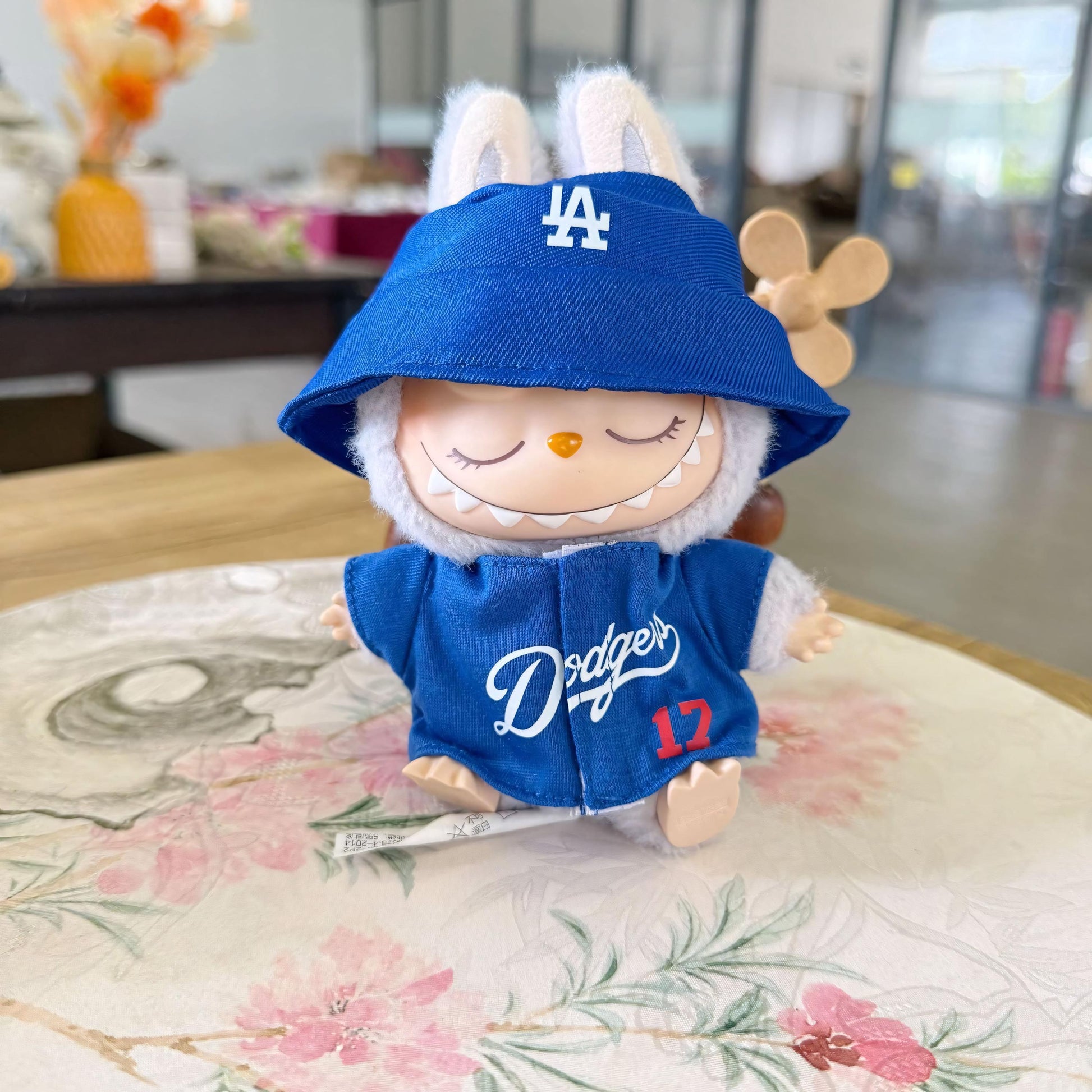 Labubu Doll Clothes LA Baseball Jersey Set with Bucket Hat Dodgers Style Sporty Labubu Outfit Doll Not Included