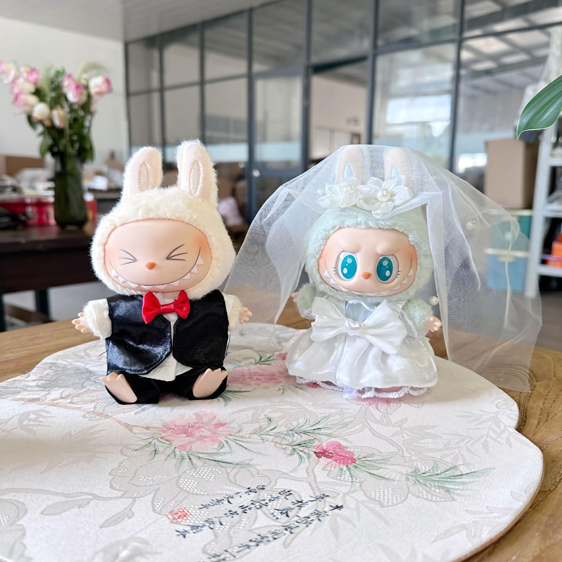 Labubu Doll Clothes Wedding Set with Tuxedo and Pink Bow Dress Bride and Groom Labubu Outfit Doll Not Included