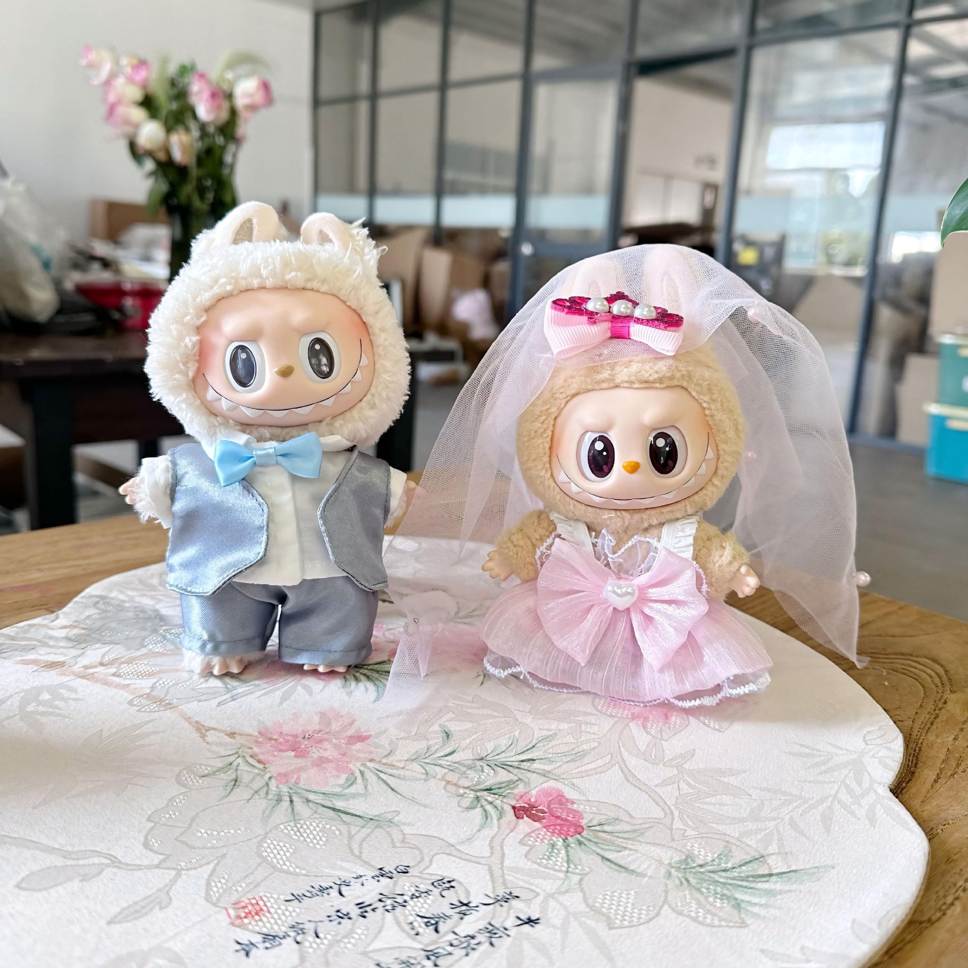 Labubu Doll Clothes Wedding Set with Tuxedo and Pink Bow Dress Bride and Groom Labubu Outfit Doll Not Included